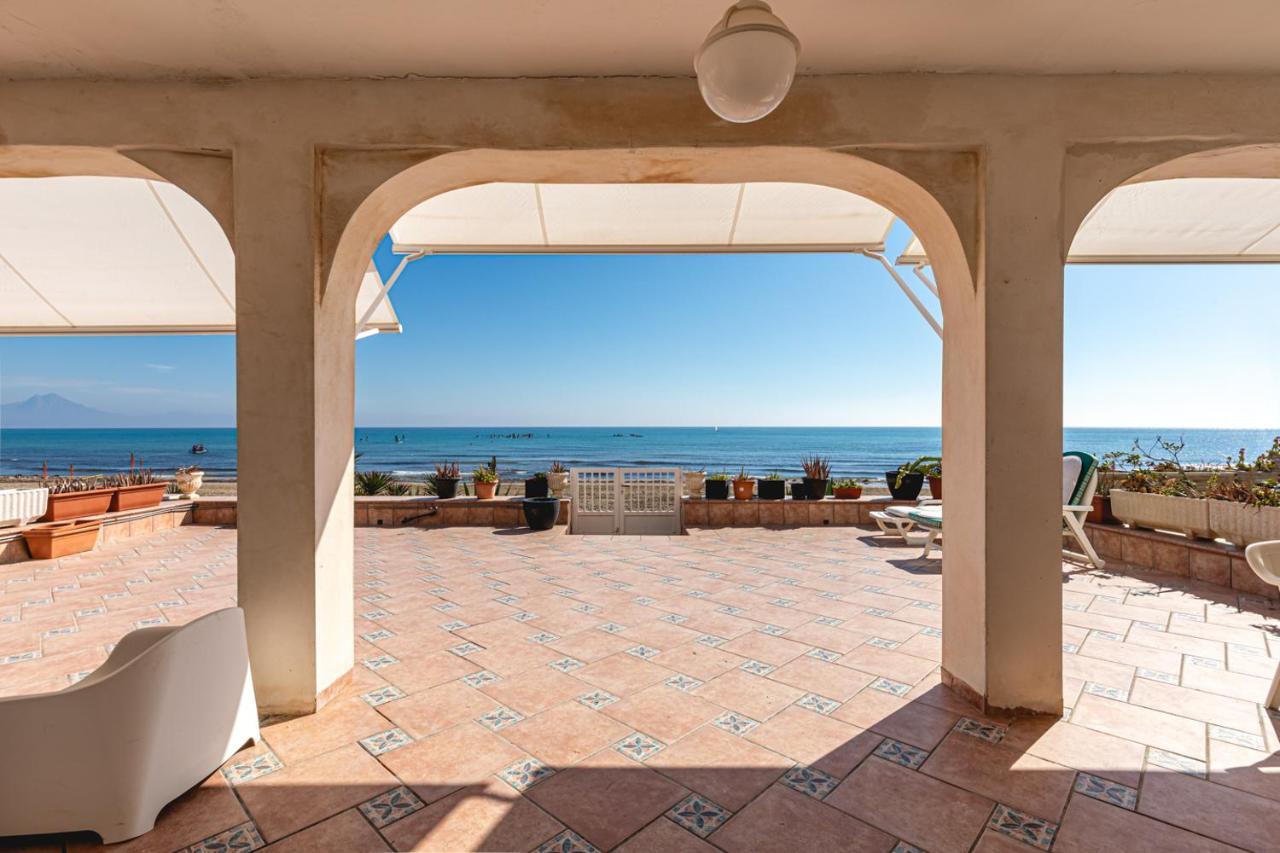 Beachfront Bliss: Apartamento A Pie De Playa Аликанте Экстерьер фото