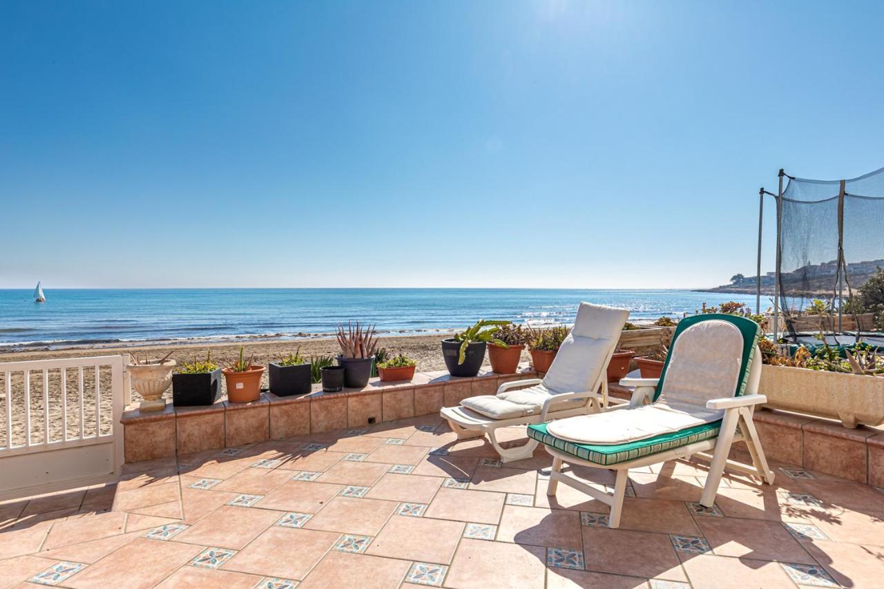 Beachfront Bliss: Apartamento A Pie De Playa Аликанте Экстерьер фото